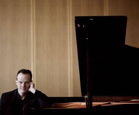 pianist Lars Vogt
