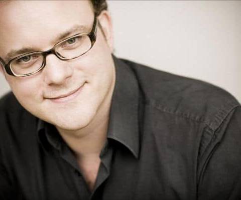 pianist Nicolas Hodges