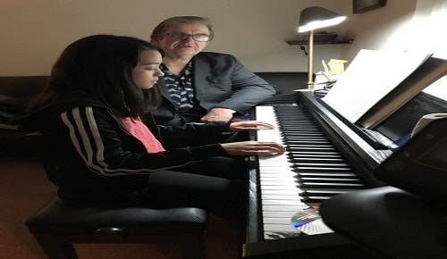 Free lesson for piano teacher